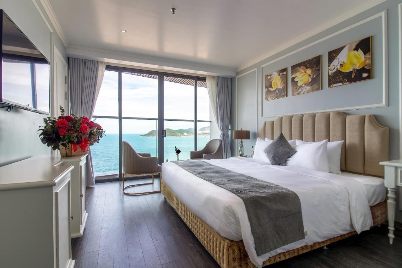 La Vague Hotel Nha Trang Exterior photo