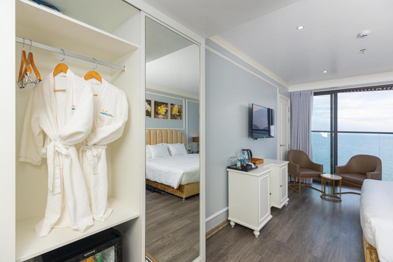 La Vague Hotel Nha Trang Exterior photo