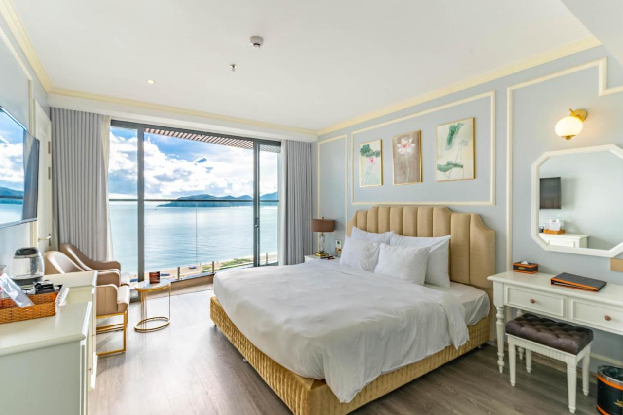 La Vague Hotel Nha Trang Exterior photo