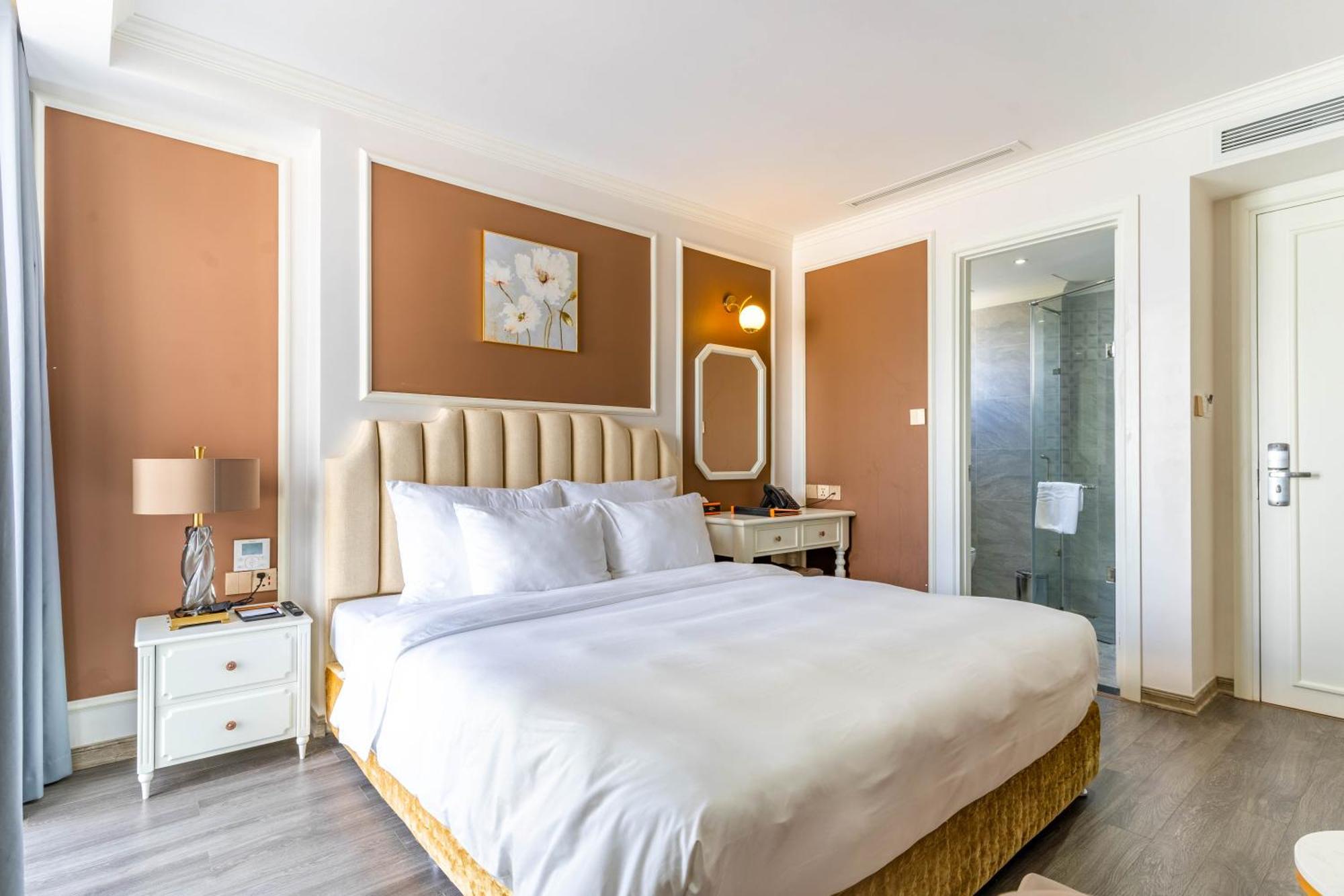La Vague Hotel Nha Trang Exterior photo